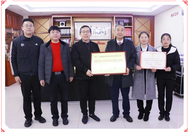 閩旋科技再添佳績，泉州市總工會黨組書記、常務副主席韓衛(wèi)華一行蒞臨指導工作